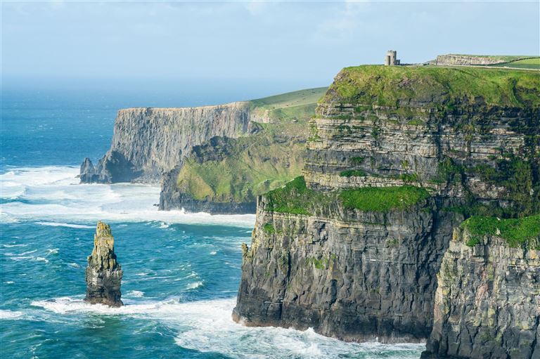 Irland – Grüne Weiten & wilde Küsten ©drimafilm/adobestock
